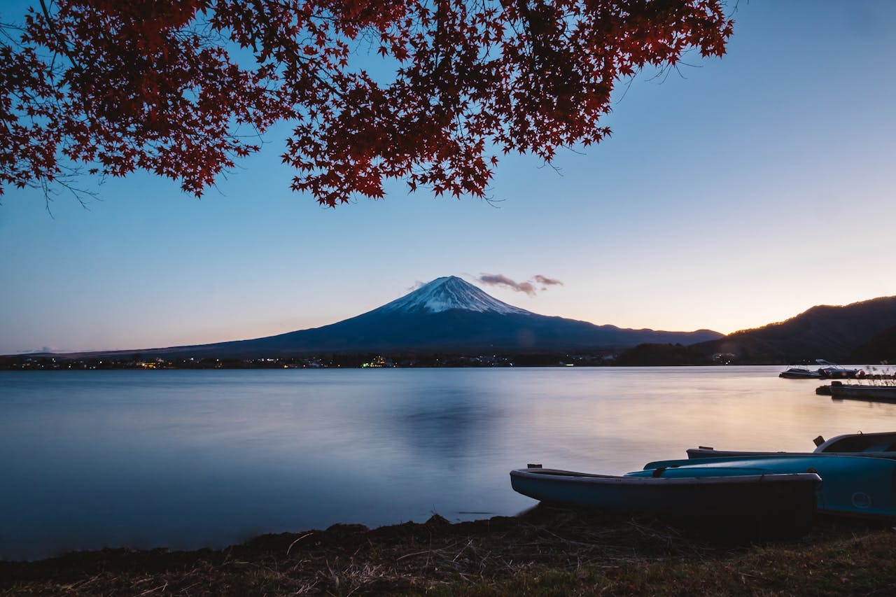 河口湖と富士山